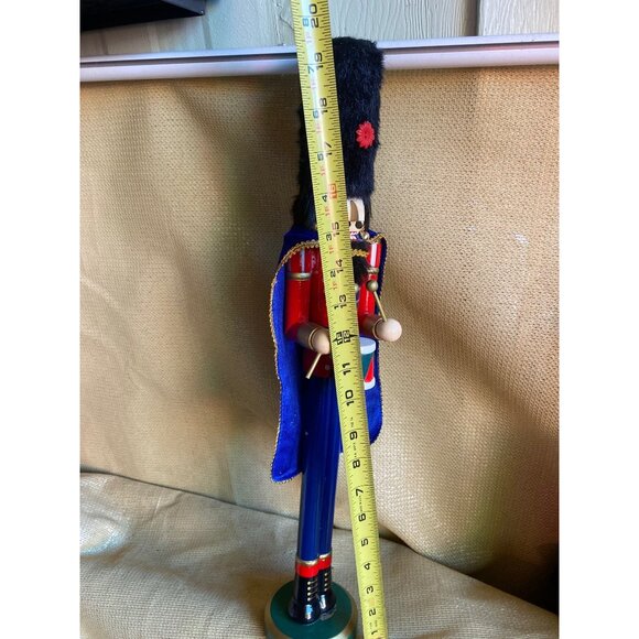 Nutcracker Wooden Soldier Christmas Decor Nut cracker 19" - Picture 6 of 6